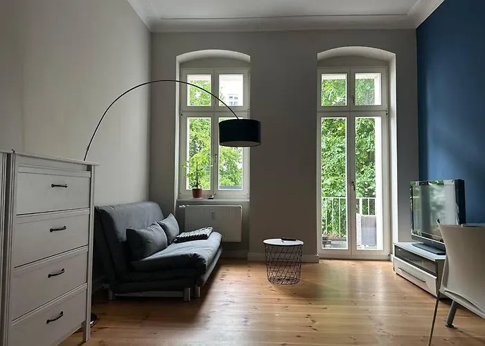 Grosse Stadtwohnung Direkt Am Mauerpark