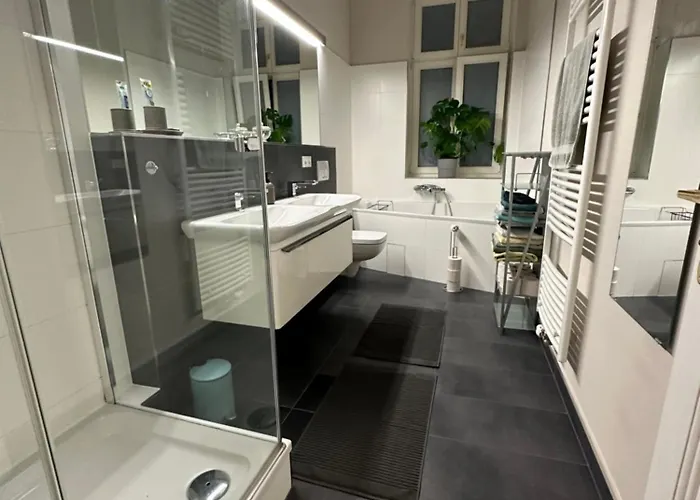 Grosse Stadtwohnung Direkt Am Mauerpark Berlijn