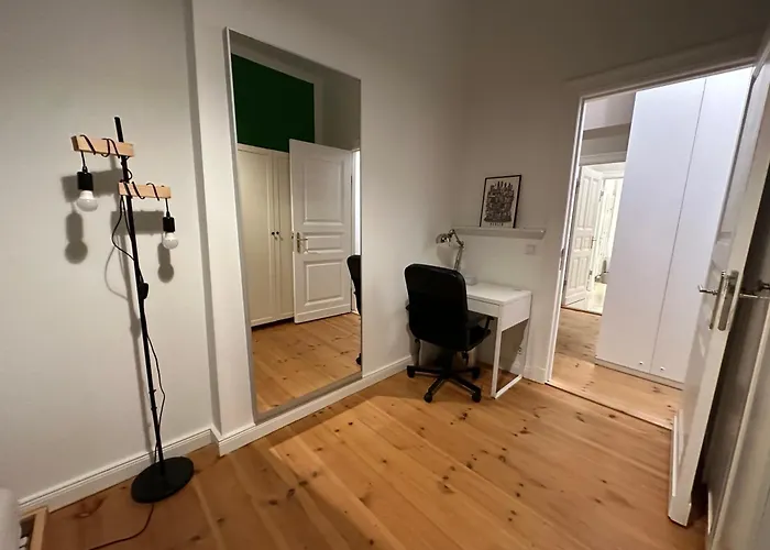 Grosse Stadtwohnung Direkt Am Mauerpark * Berlijn