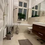 Grosse Stadtwohnung Direkt Am Mauerpark Διαμέρισμα