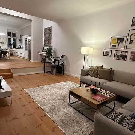 Grosse Stadtwohnung Direkt Am Mauerpark Διαμέρισμα Βερολίνο